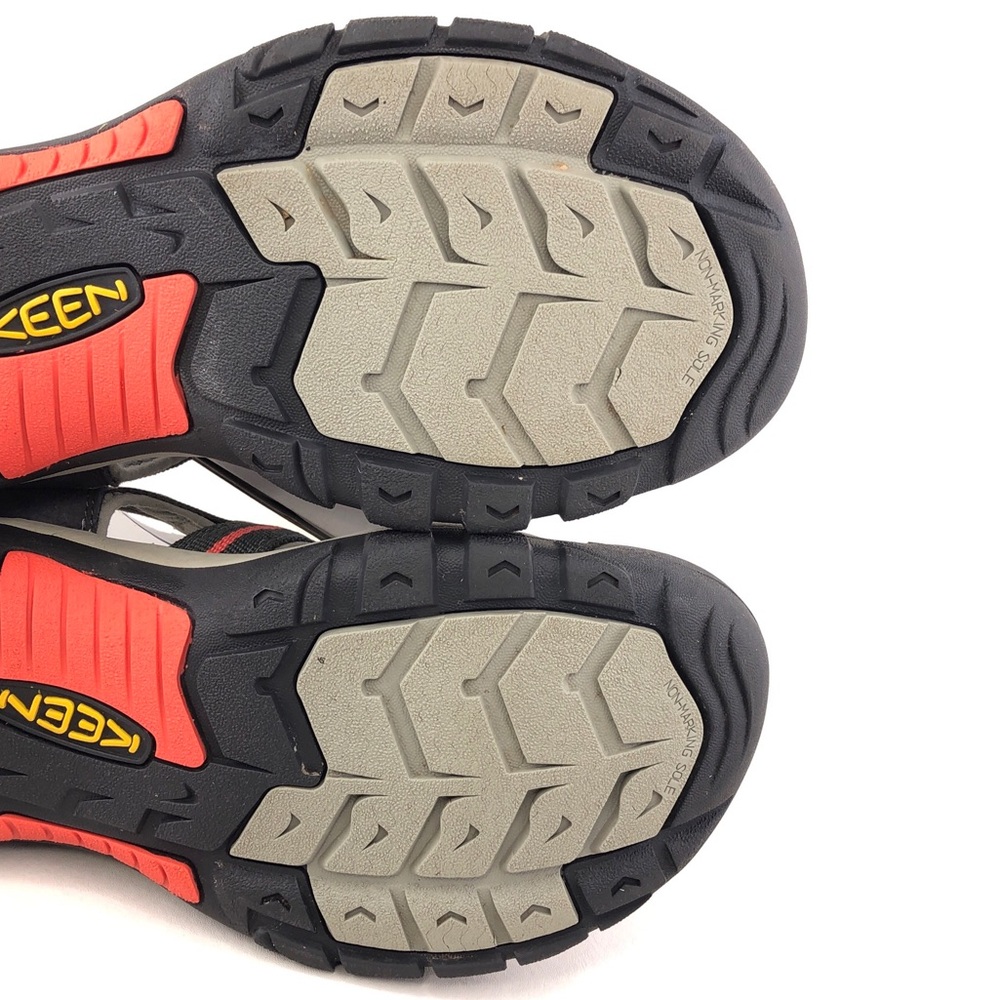 Keen Newport H2 Waterproof Hiking Sandals 10 - Picture 11 of 11
